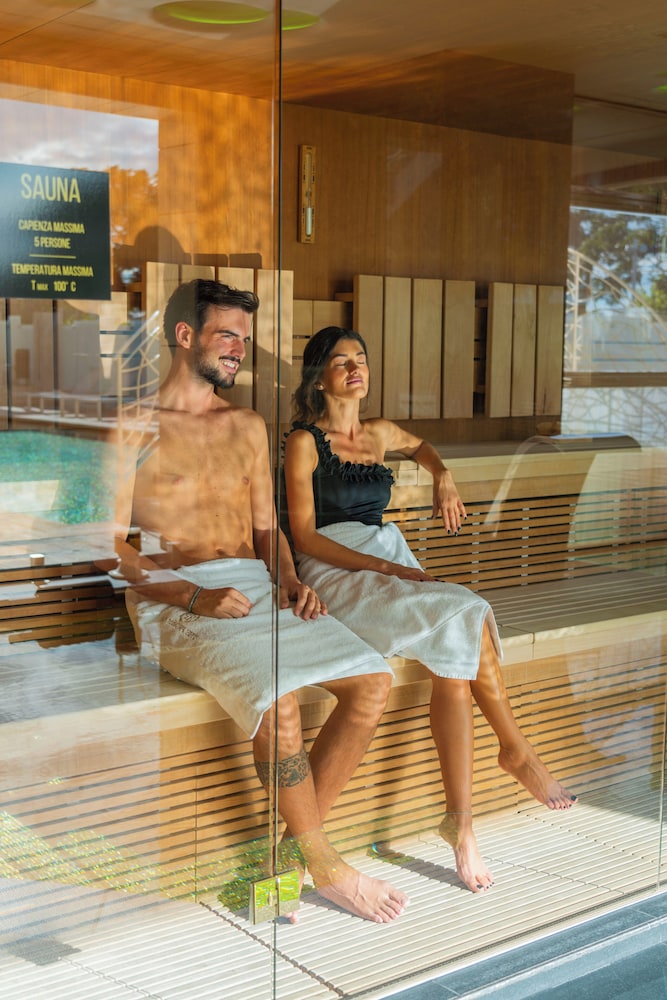 The Promenade Luxury Wellness Hotel 43/68