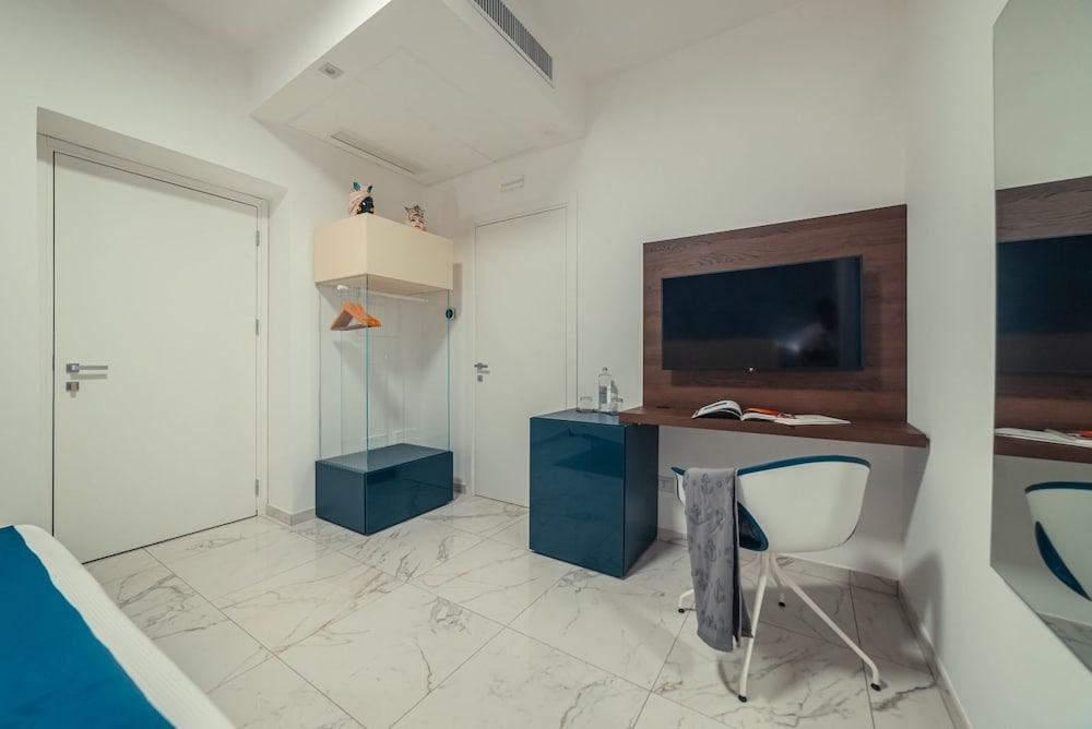 Nautilus Hotel 38/50