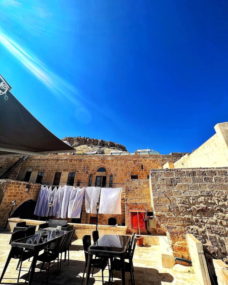 Fairouz Otel 45/50