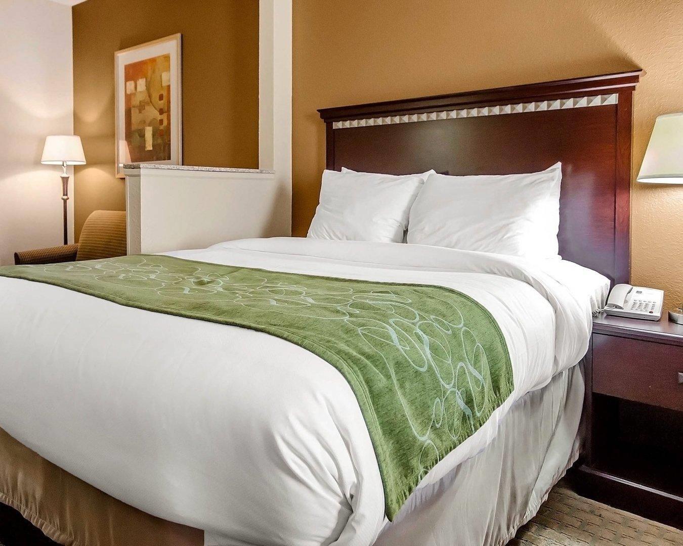 Comfort Suites Louisville East 9/38
