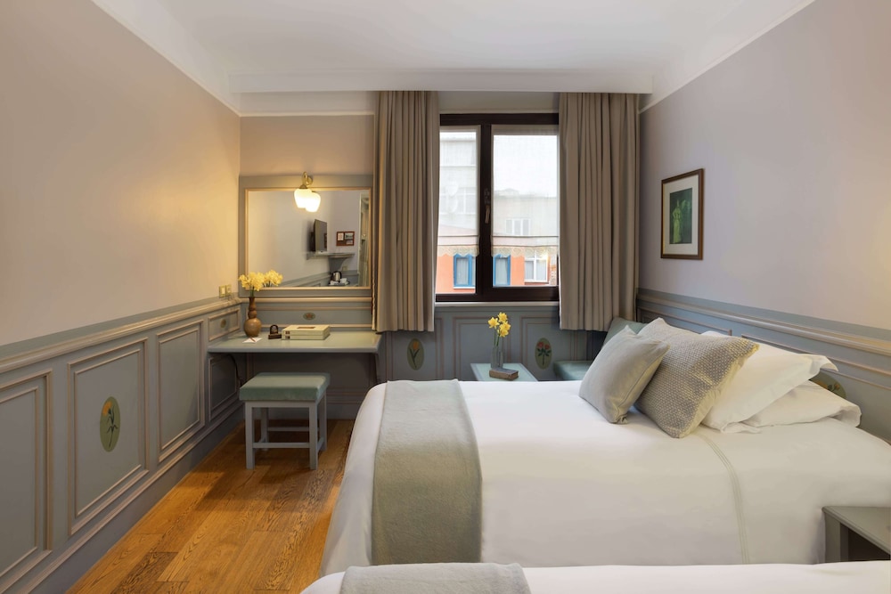 STANDARD, DOUBLE OR TWIN BED