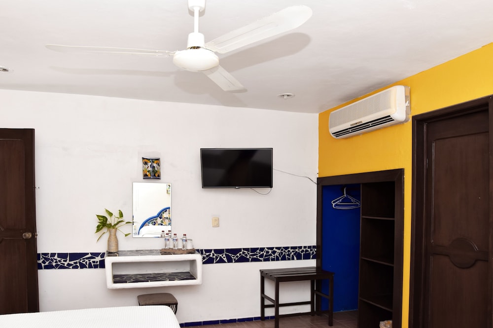 Hotel Mary Carmen 60/72