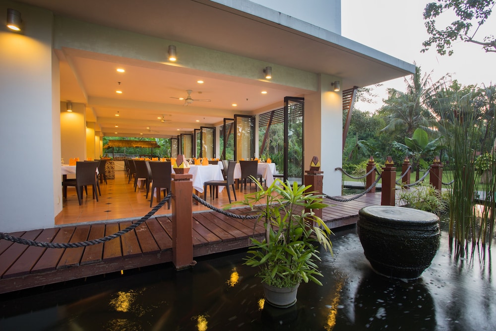 Bintang Flores Hotel 50/65