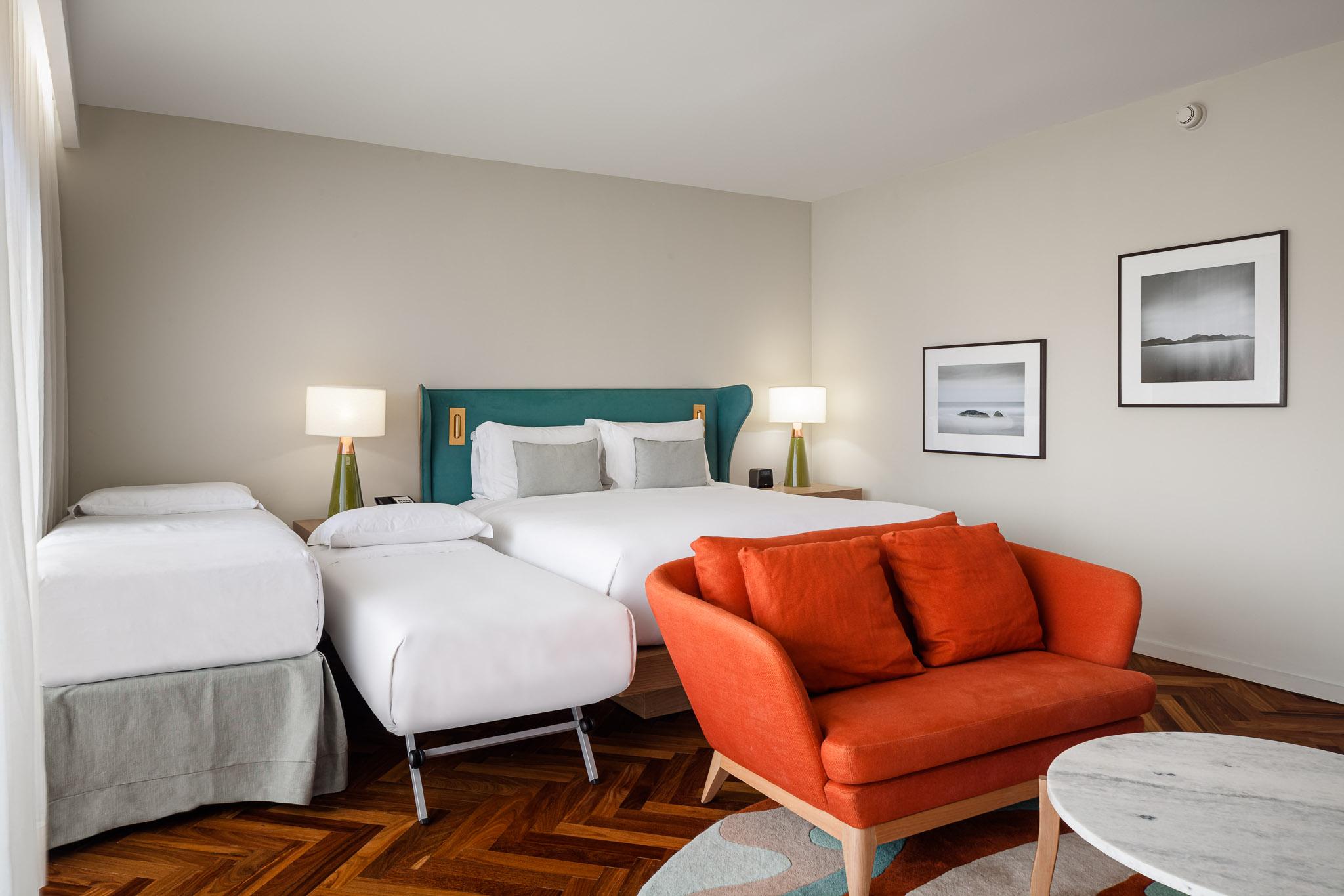 Junior Suite, Street View