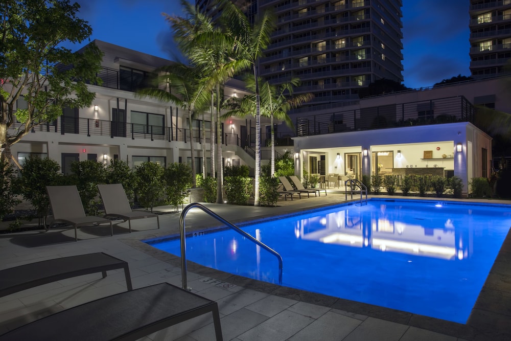 Elita Hotel 2/60