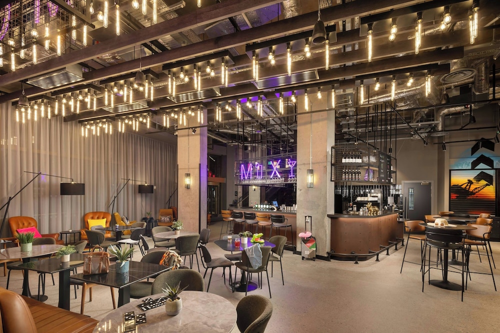 Moxy Dublin Docklands 36/48