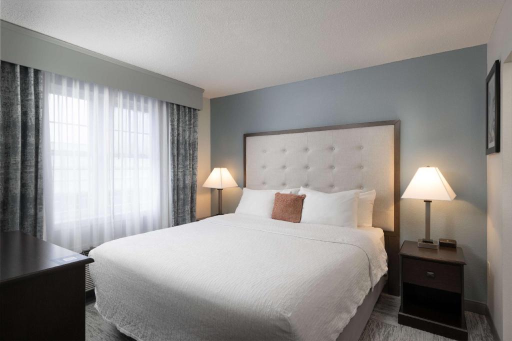 2 Bedrooms, Suite, 2 King Beds, 2 Bathrooms, Accessible