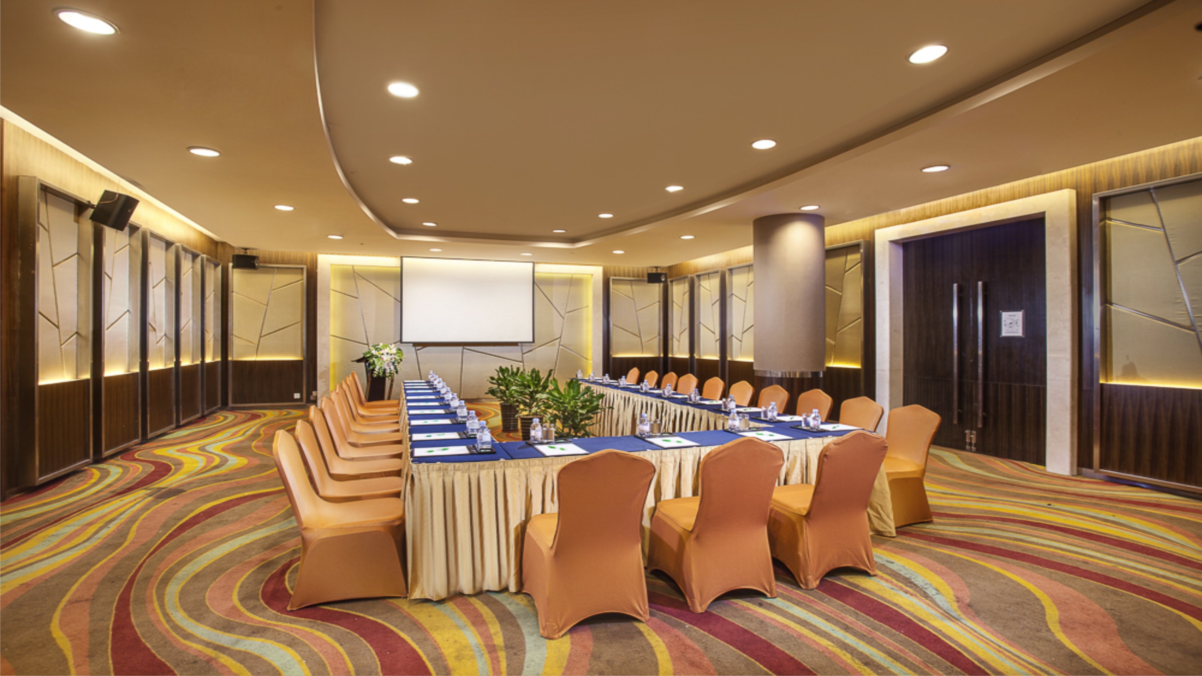 Holiday Inn Hefei 41/50