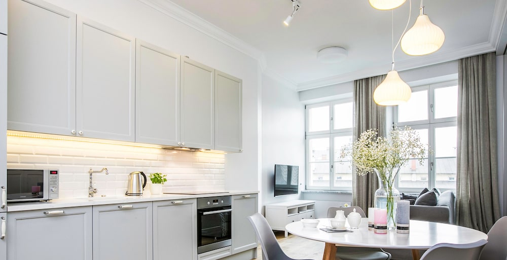 Luxury Mint Apartments Main Square 42/50