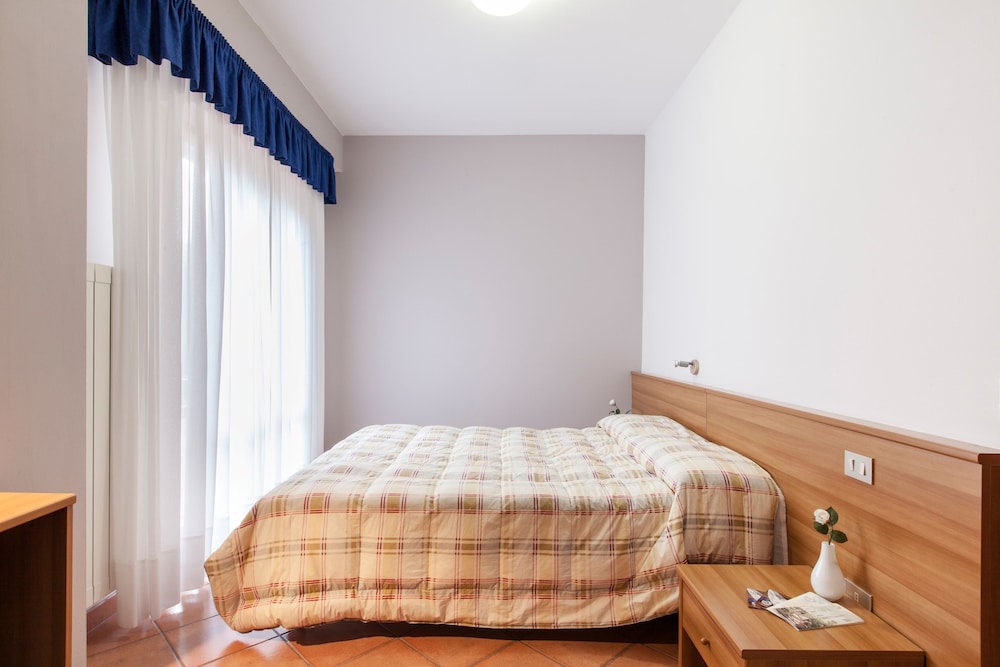 Piccolo Hotel Aurora 20/60