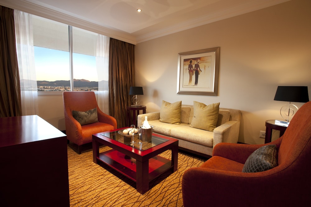 Avani Windhoek Hotel And Casino 44/74