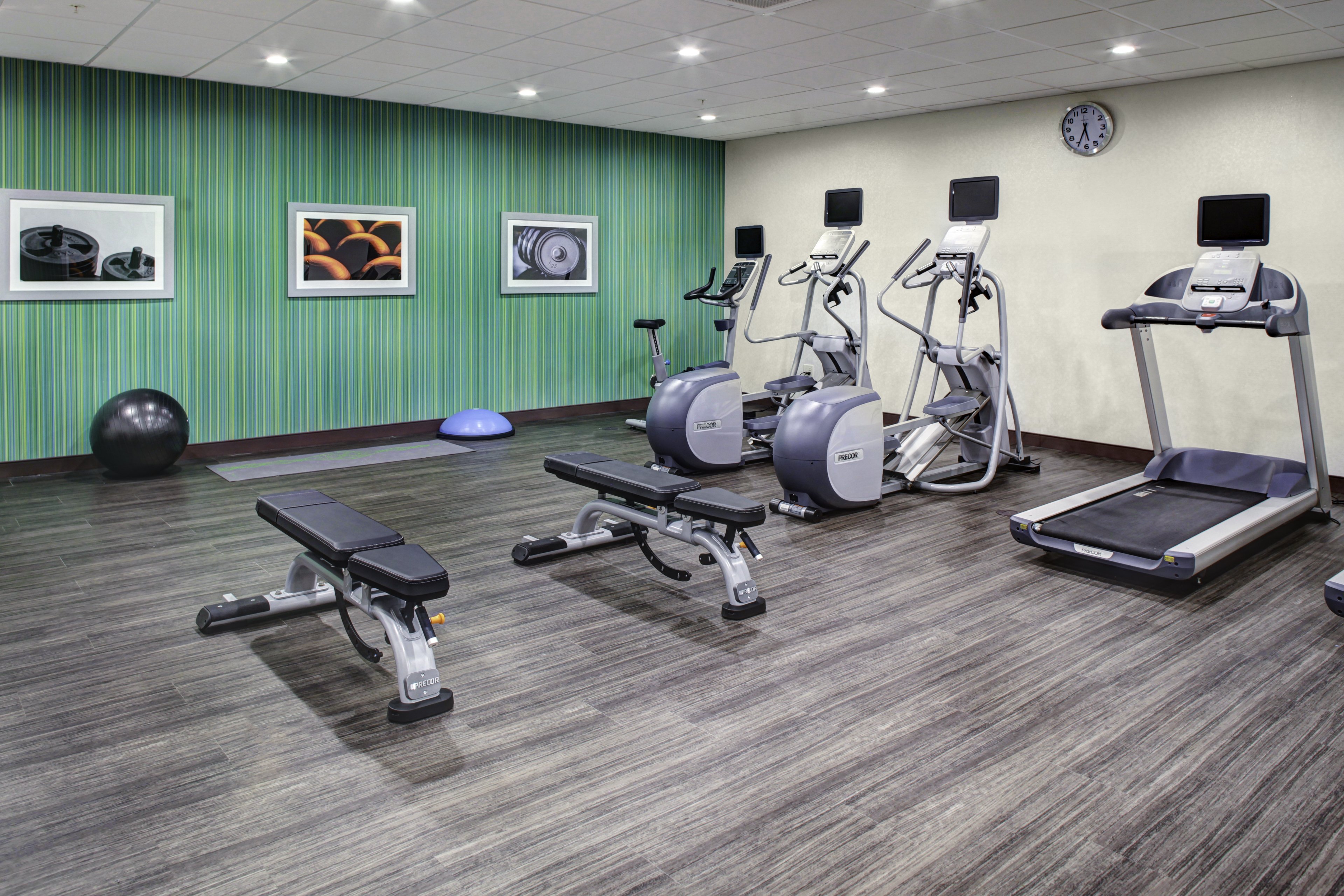 Holiday Inn Express Suites Coldwater 29/50
