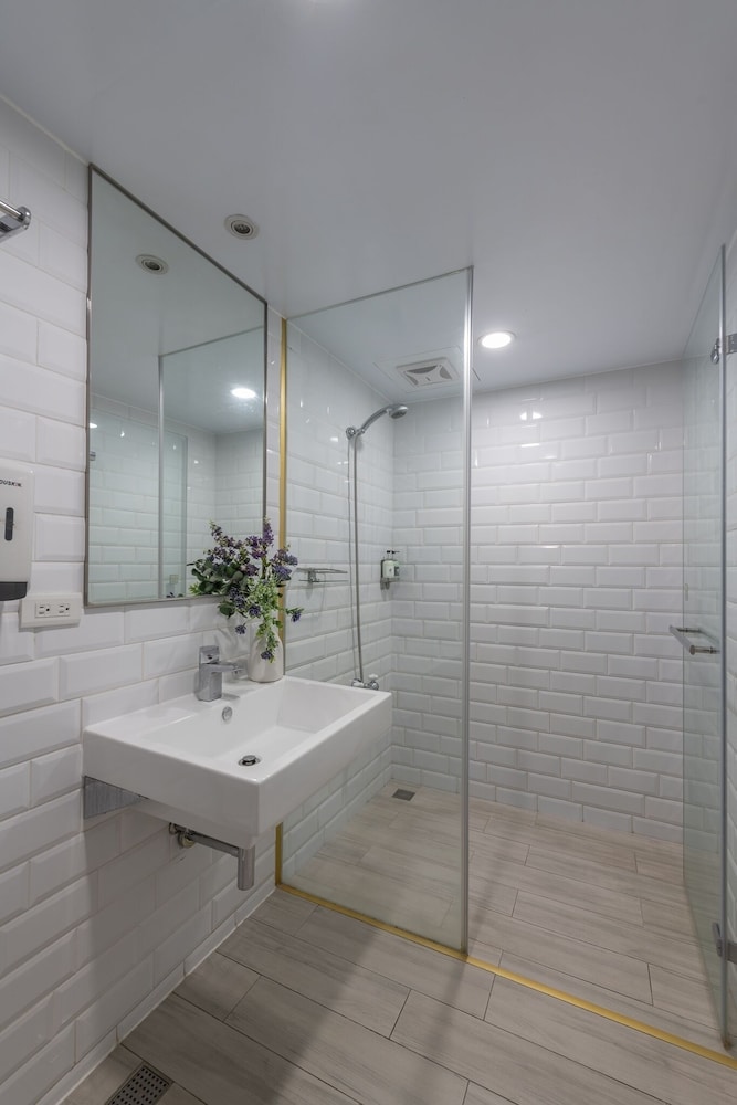 Bouti City Capsule Inn Hostel 20/20