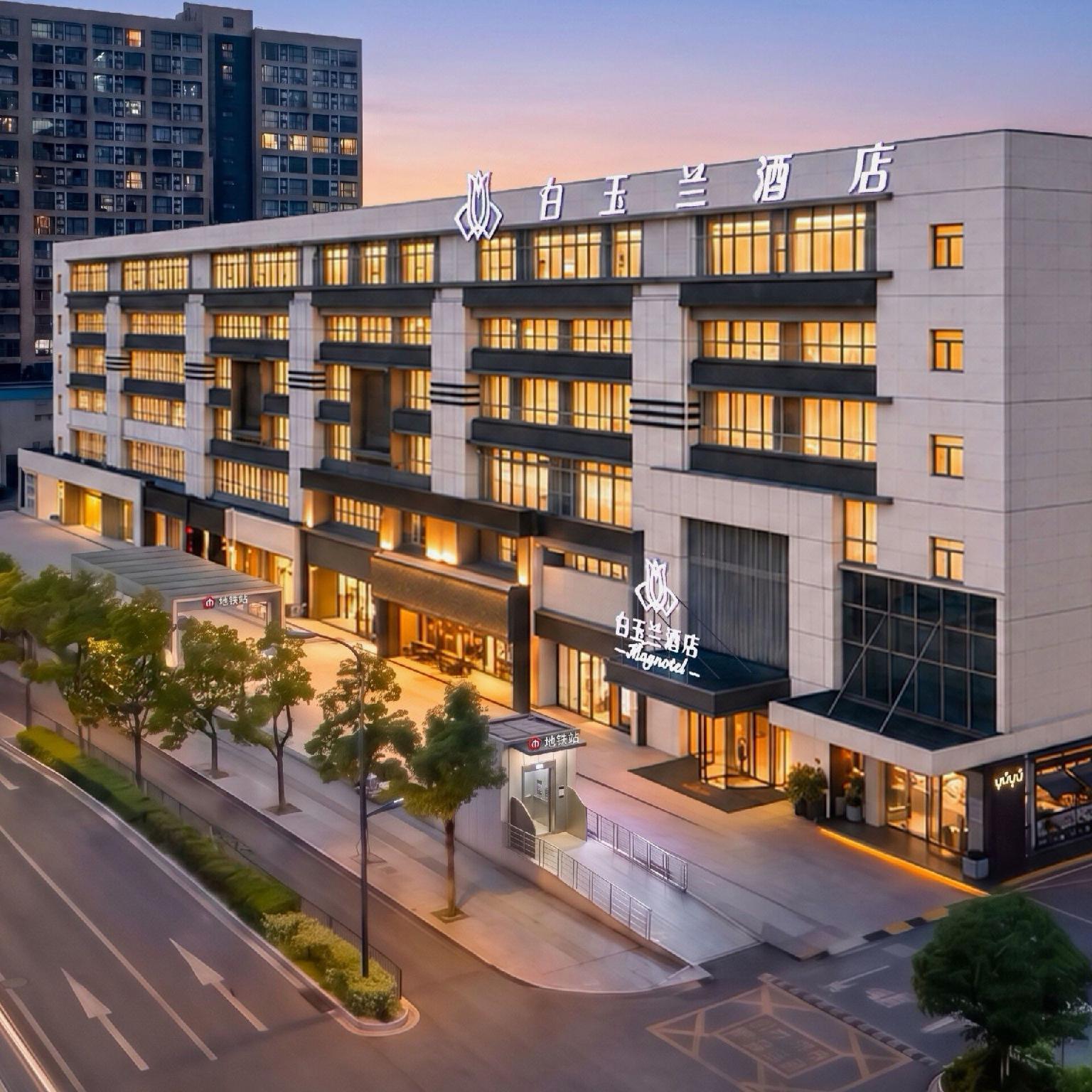 Magnotel Hotel 3/38