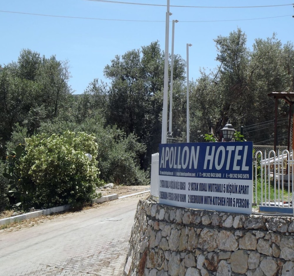 Apollon Hotel 34/37
