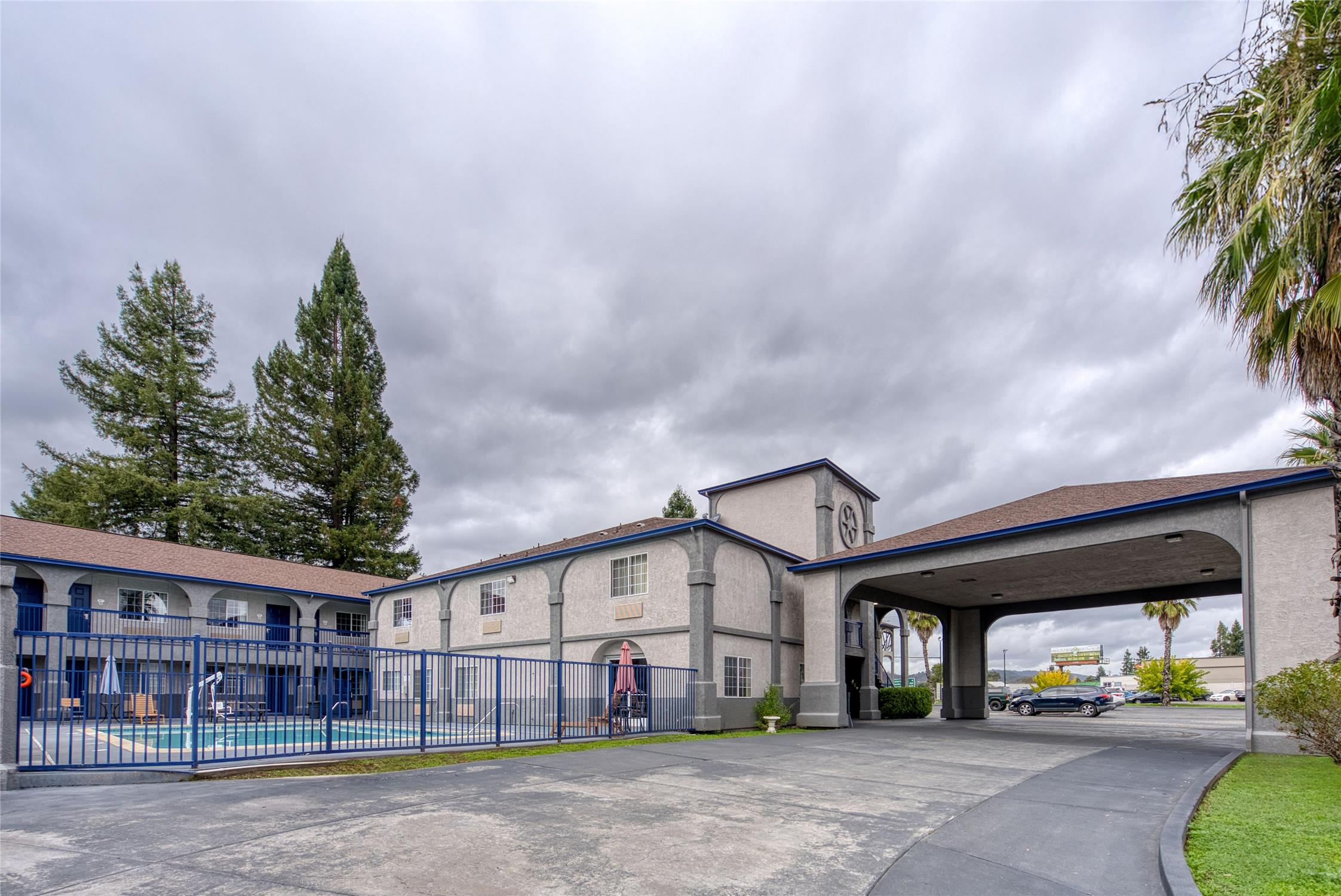 SureStay Hotel by Best Western Ukiah 15/17