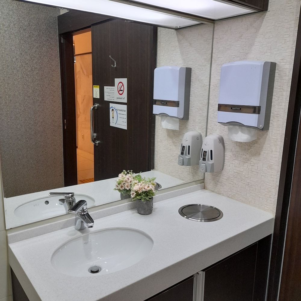 Toyoko Inn Busan Station 1 43/67