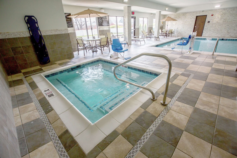 Hampton Inn And Suites Toledo Westgate 4/39