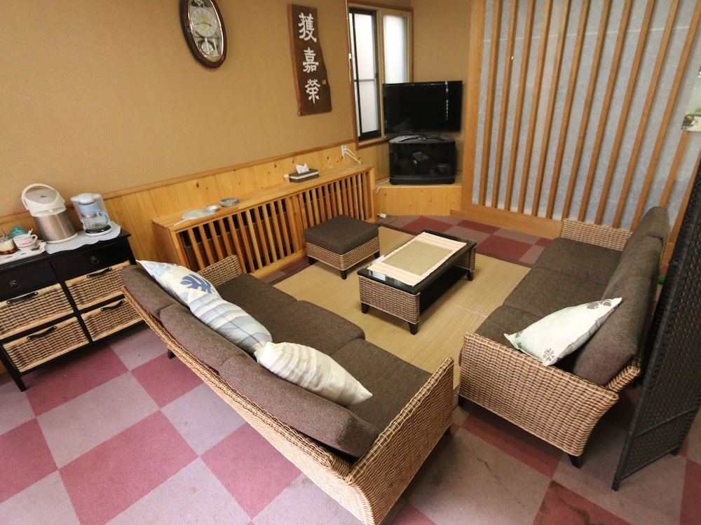 Kaneki Hotel 33/50
