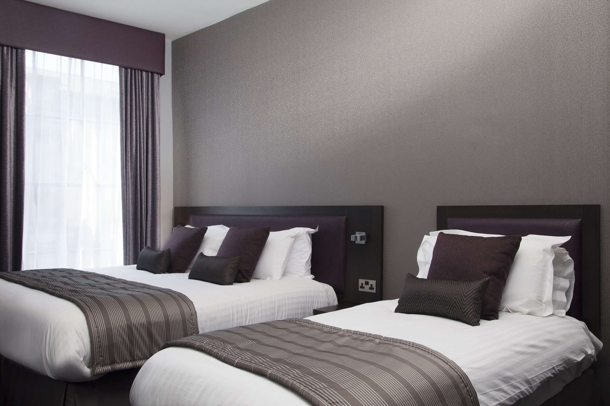2 BEDROOMS, APARTMENT