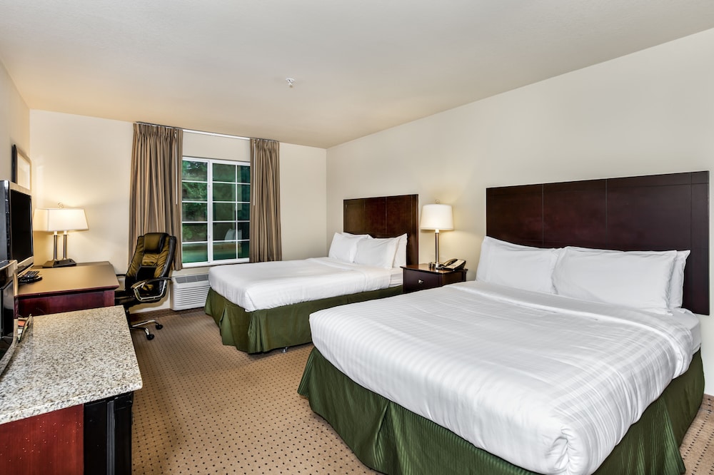 Cobblestone Inn and Suites - Vinton, IA 8/21