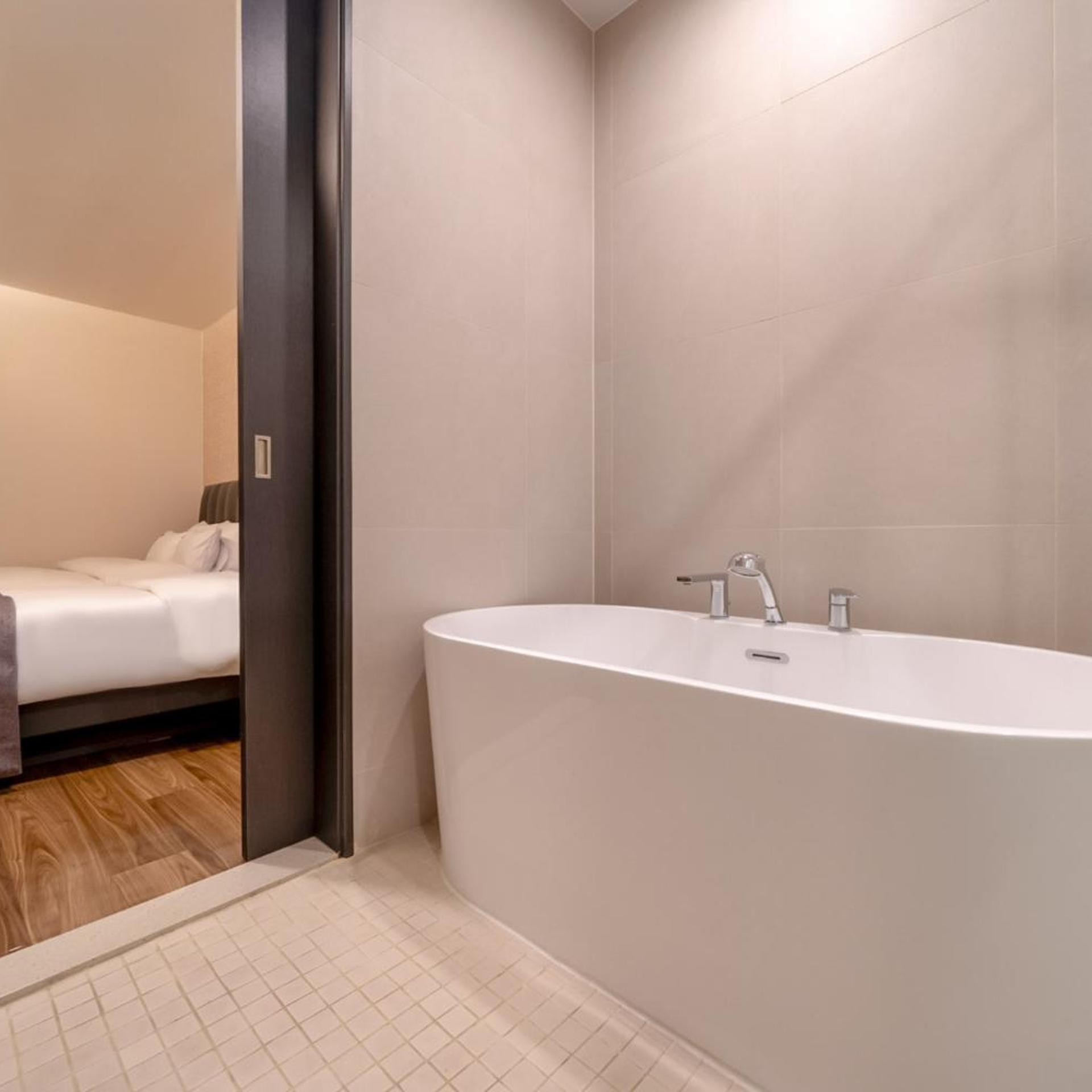Cheonho Aria Hotel 47/50