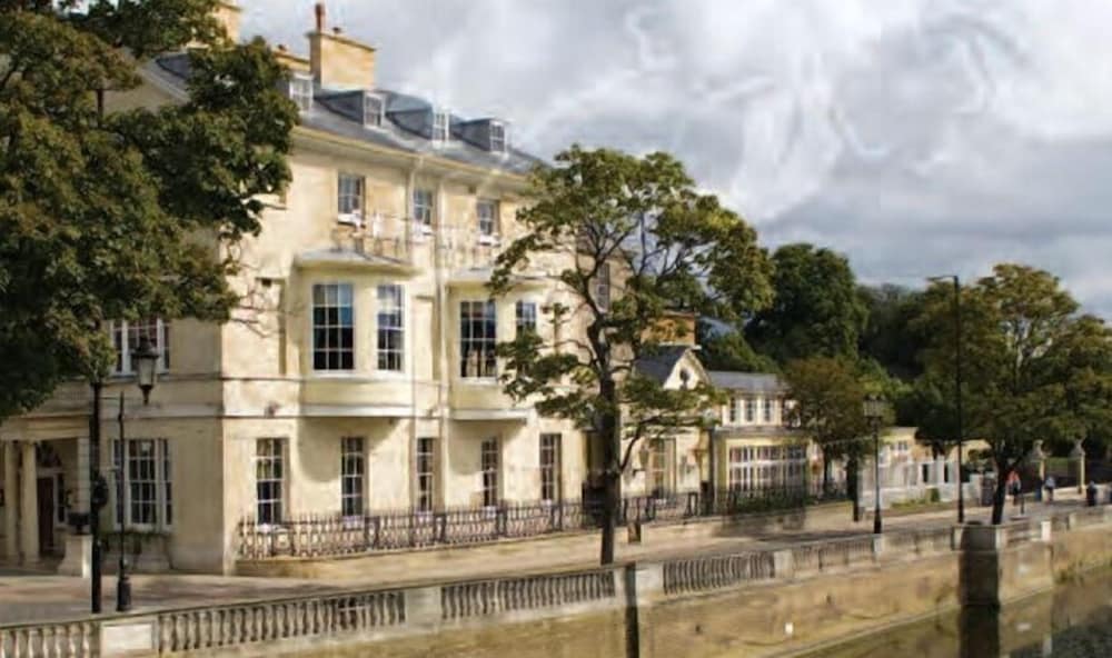 Bedford Swan Hotel and Thermal Spa 6/78
