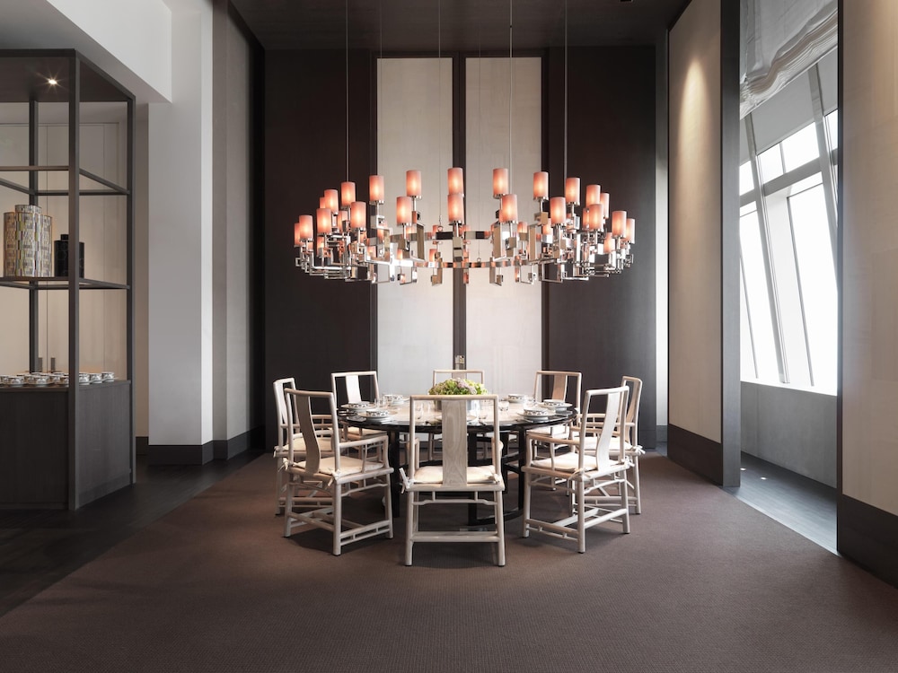 Park Hyatt Shanghai 60/68
