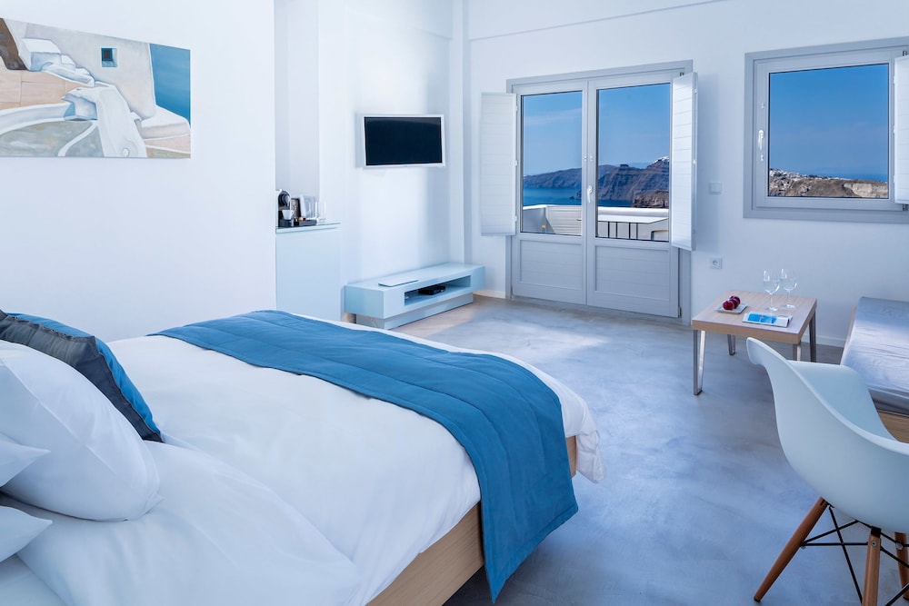 Alti Santorini Suites - Adults Only 11/39