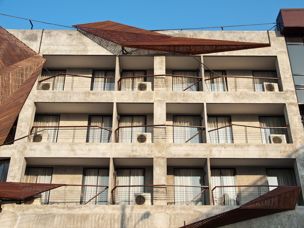 The Now Hotel 1/50