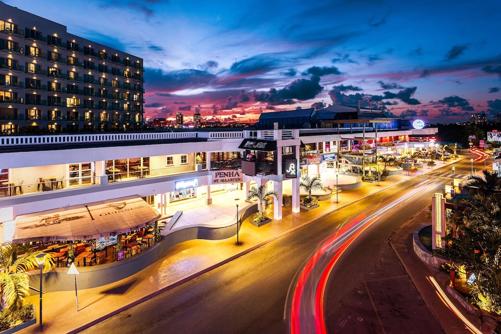 Sonesta Maho Beach Resort And Casino And Spa 9/67