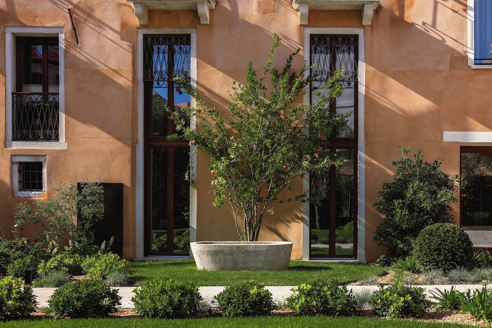 Hotel Gabrielli – Starhotels Collezione 6/80