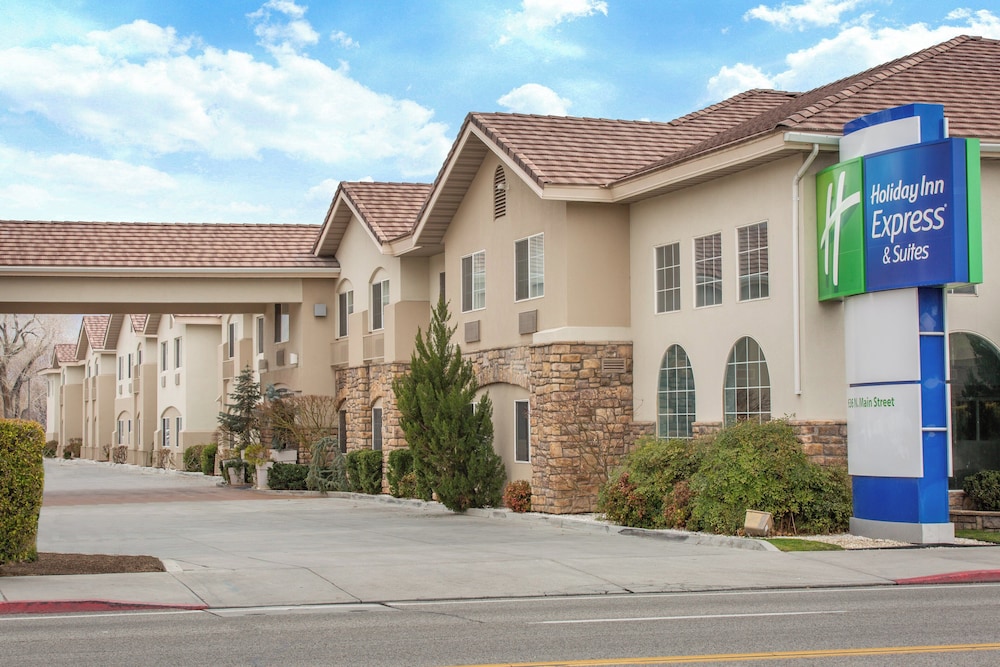 Holiday Inn Express Hotel Suites Bishop 69/75