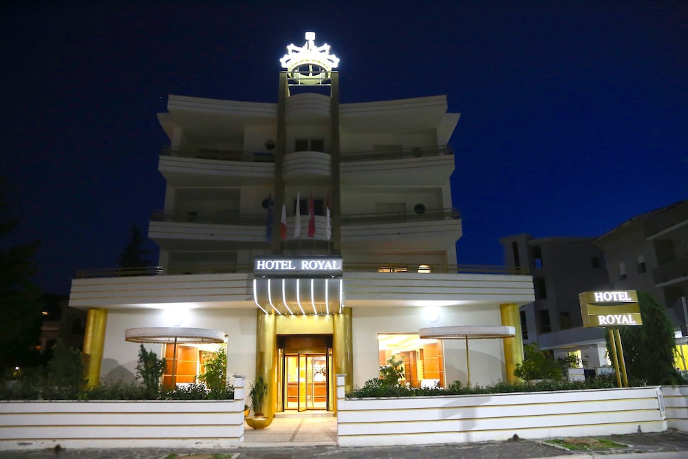 Hotel Royal 1/25