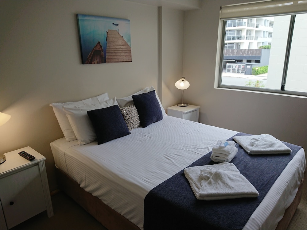 SCARBOROUGH BEACH RESORT 30/72