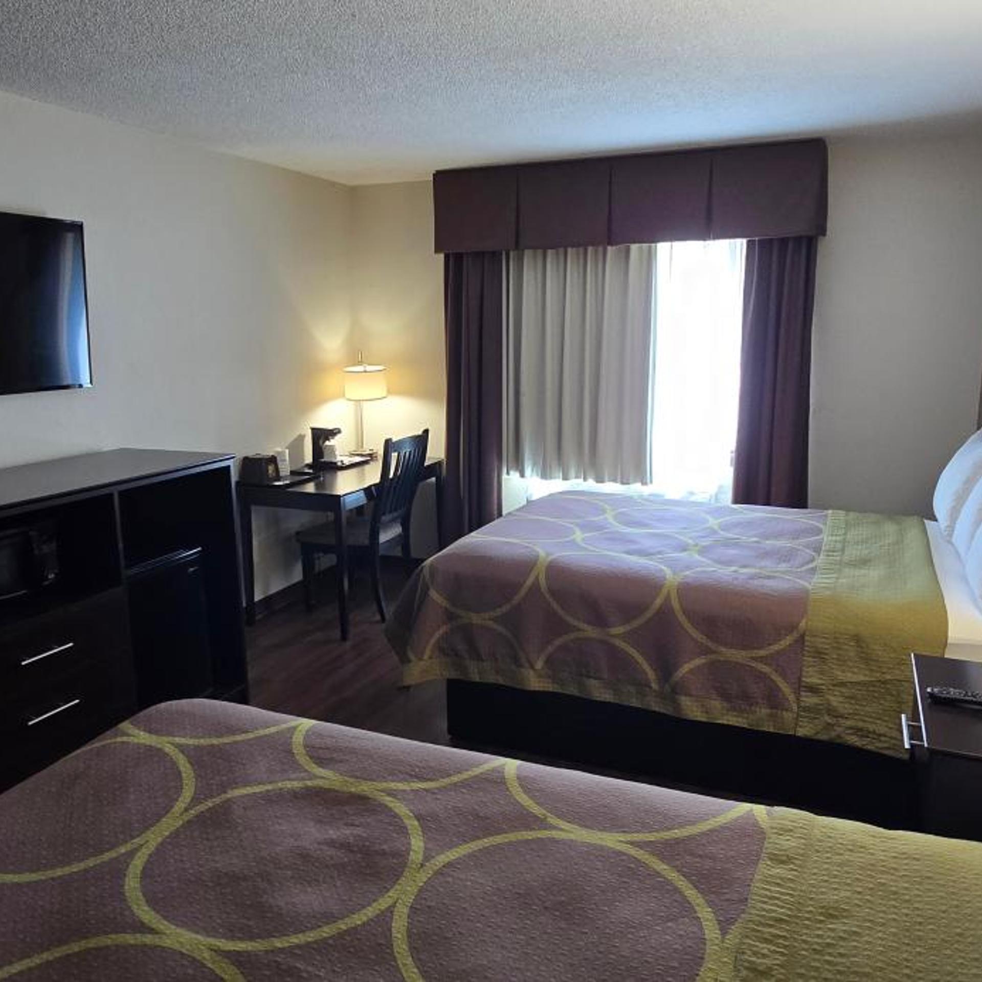 جناح بسرير كوين، Super 8 By Wyndham Rogers Minnesota 10/10