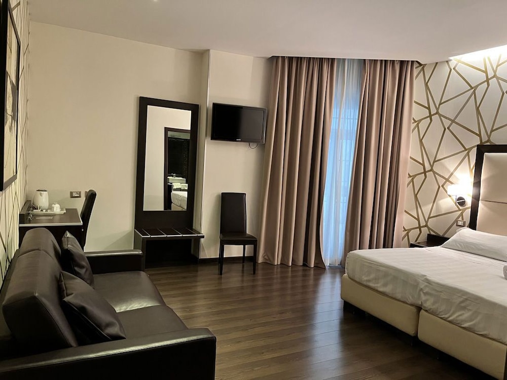 Catone District Hotel in ROME