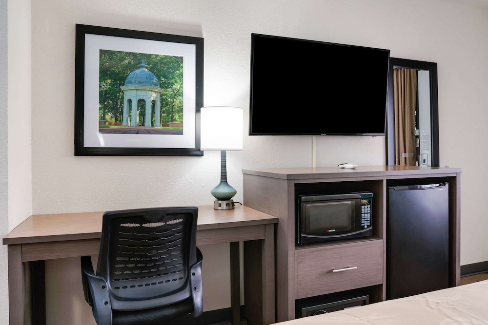 Quality Inn Greenville Near University 33/37
