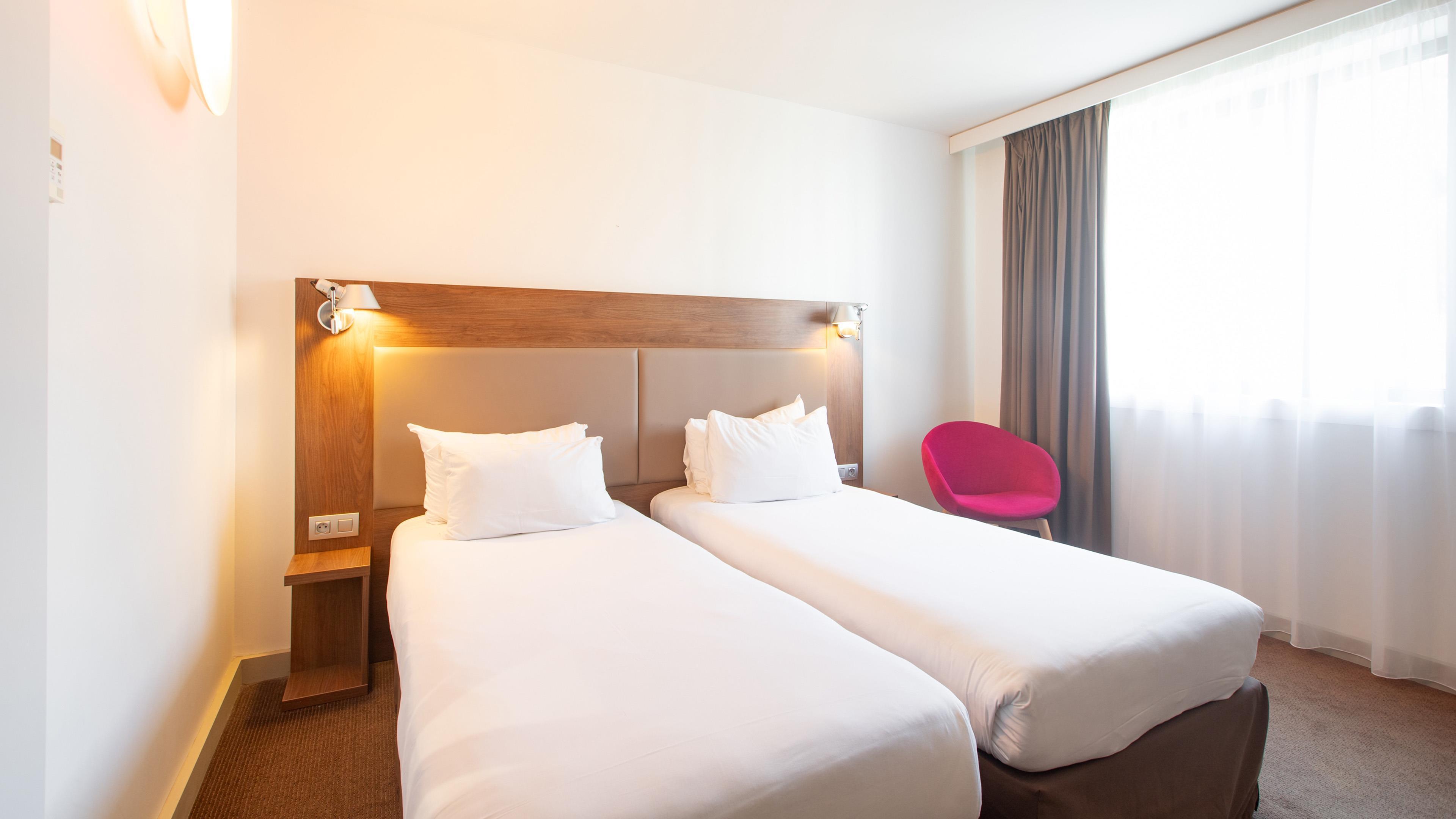 Next Generation, Twin Beds
