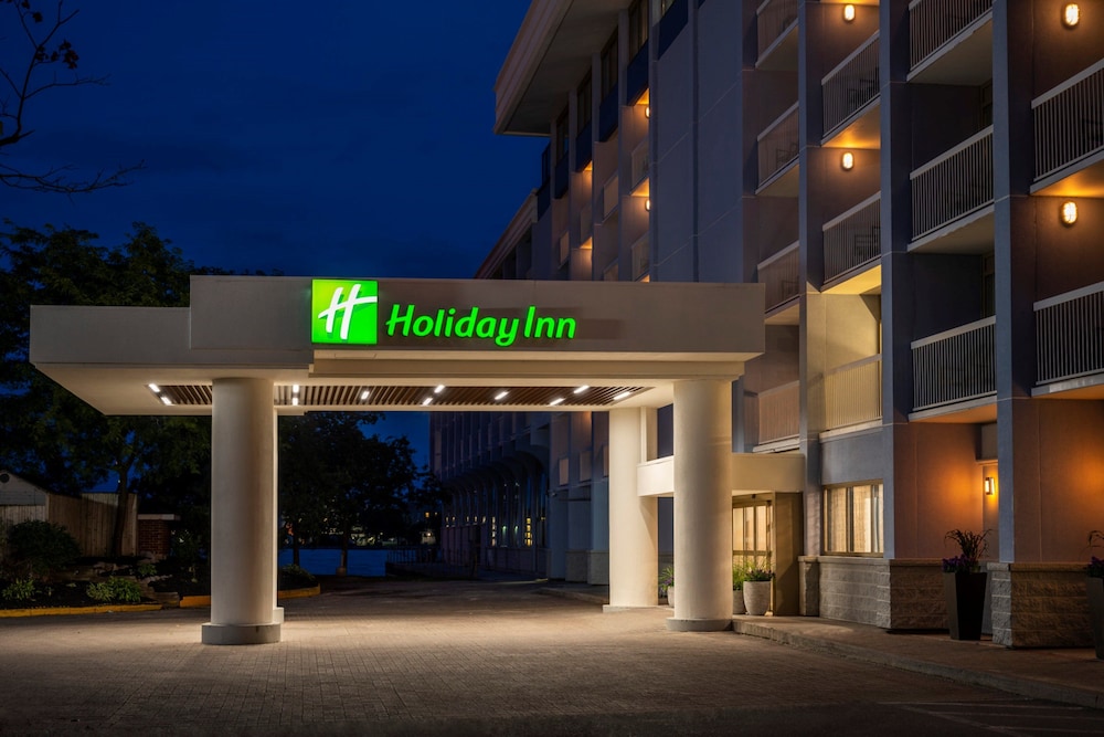 Holiday Inn Dallas Market Ctr Love Field, an IHG hotel 6/66