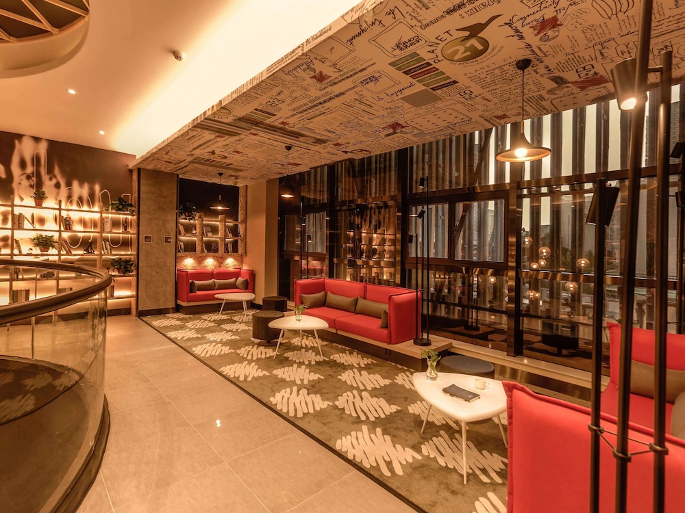 Ibis Zhengzhou Longhai Road 30/41