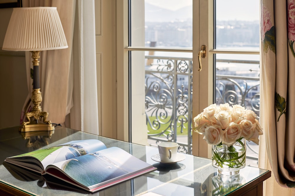 Beau Rivage Geneve 7/53