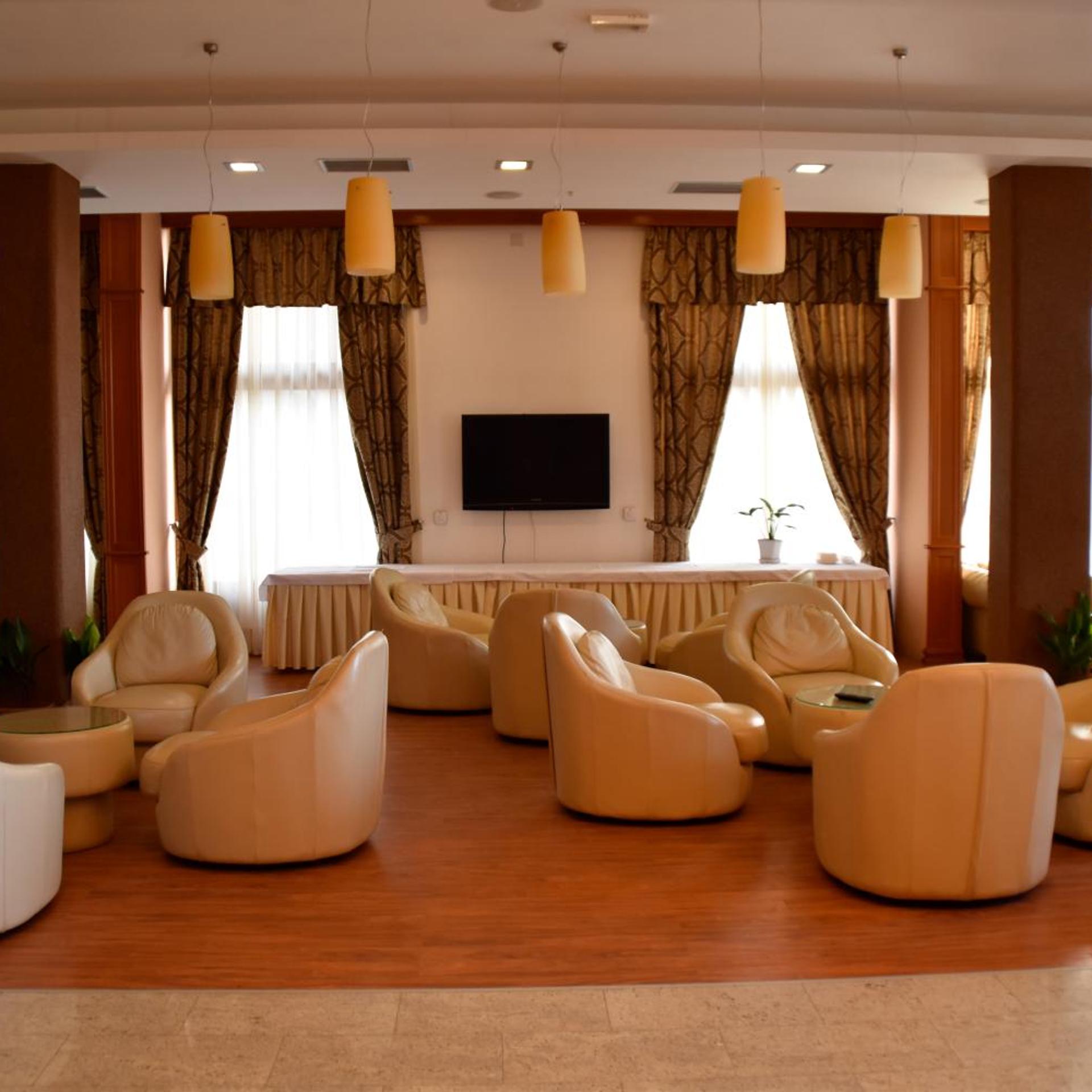 Hotel Millennium Pogradec 43/70
