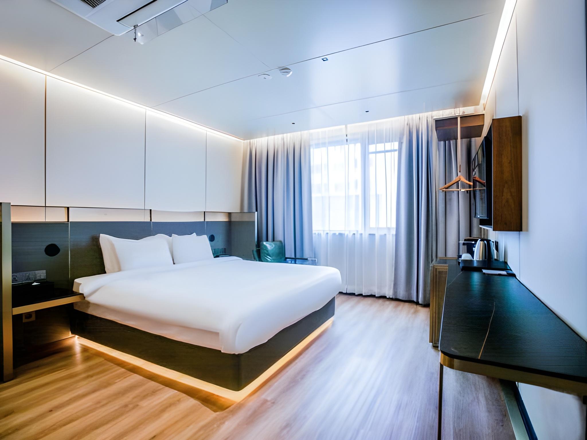 STANDARD, DOUBLE BED