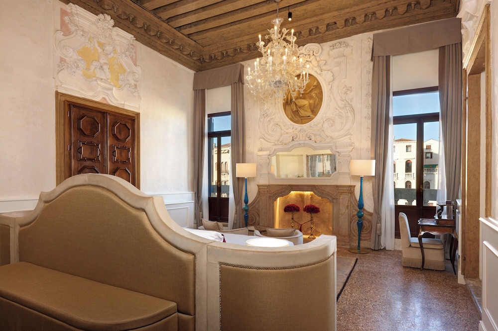 PALAZZO GIOVANELLI - GRAN CANAL 10/75