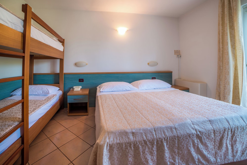 Belvedere Resort Hotels 23/62
