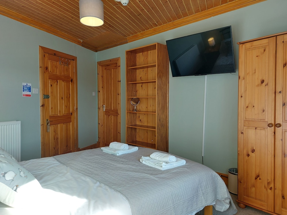 Eddlewood Guest House 5/43