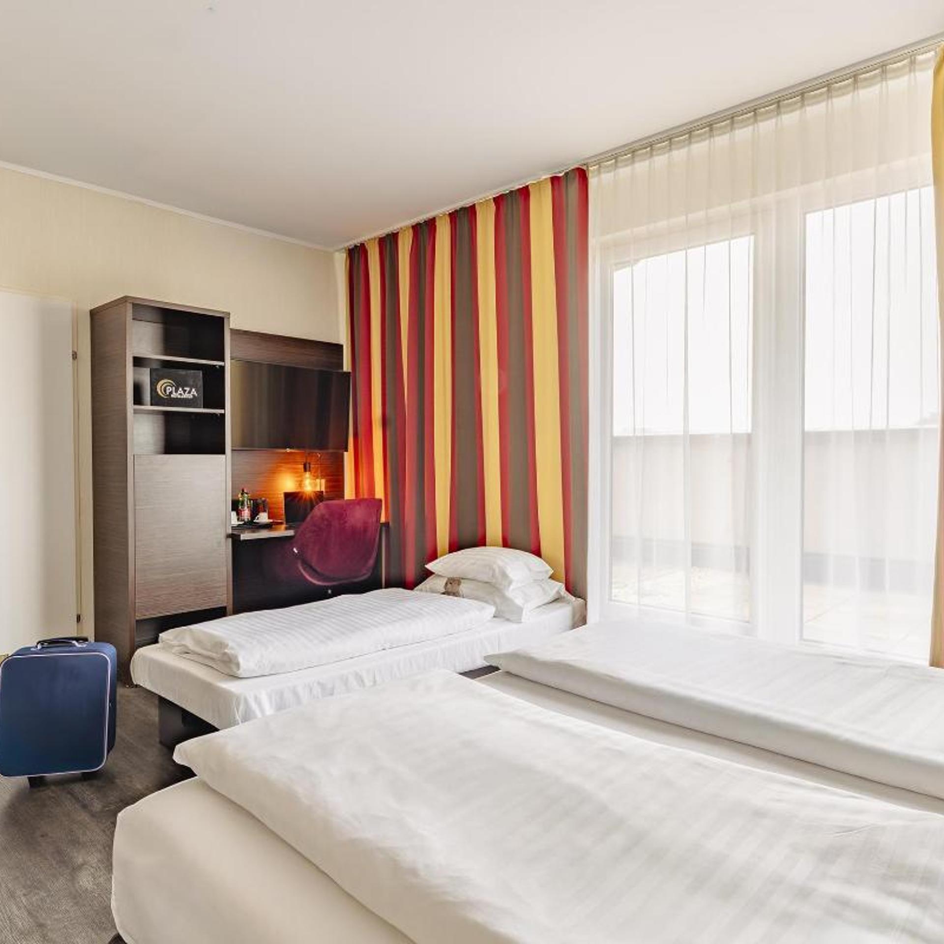 Comfort, Triple, Single Bed