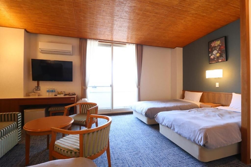 Shinnishiki Hotel 29/68