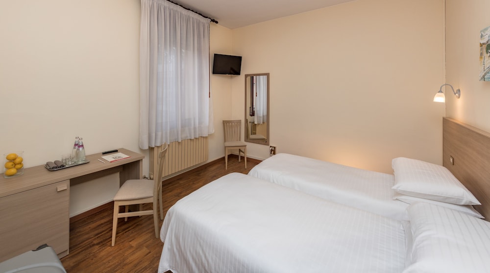 Casa Del Pellegrino Hotel 18/67